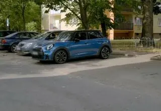 „Wojny samochodowe” wracają! Amerykański SUV kontra hot hatch z wyścigowym rodowodem