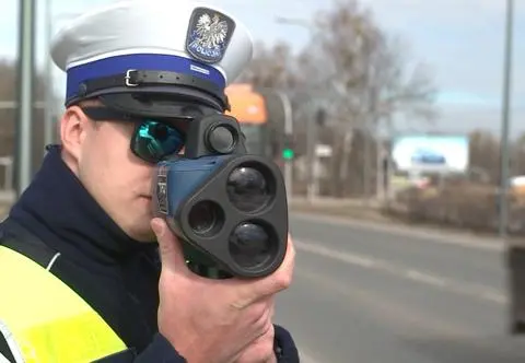 Mandat 1,5 tys. zł, 13 punktów karnych i utrata prawa jazdy na 3 miesiące