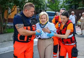 "Szpital św. Anny", odc. 58. Matka Darii spowodowała wypadek, kamery zarejestrowały stalkera Marty