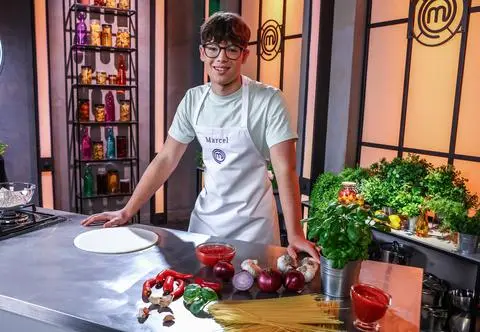 Kim jest Marcel Głuszek z "MasterChef Nastolatki"? Ile ma lat? Skąd pochodzi? 