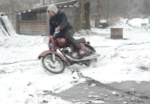 Zlot Pingwina – na motocyklu w narciarskim stroju