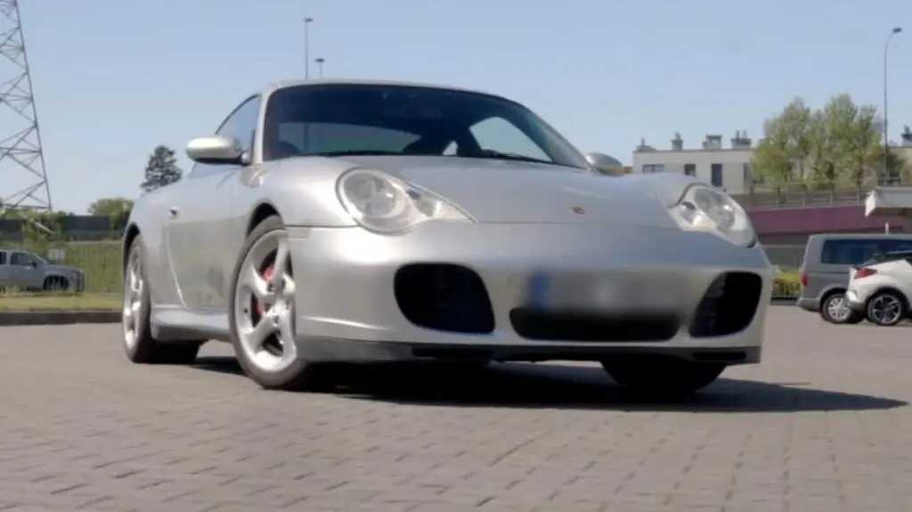Norbert negocjuje przy Porsche z Japonii