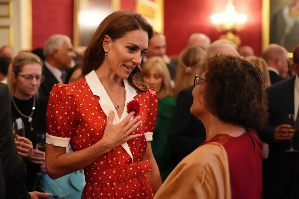 Jedno pytanie zakończyło rozmowę z księżną Kate. Biografka wróciła wspomnieniami do pierwszego spotkania