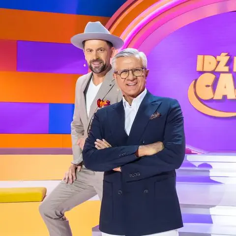 IDŹ NA CAŁOŚĆ