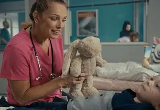 "Szpital św. Anny" odc. 29. Trudny przypadek na pediatrii. Przed Kaśką nie lada wyzwanie  [PRZED EMISJĄ W TV]