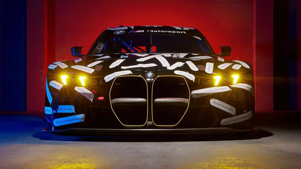 BMW-M3-Touring-GT3-10