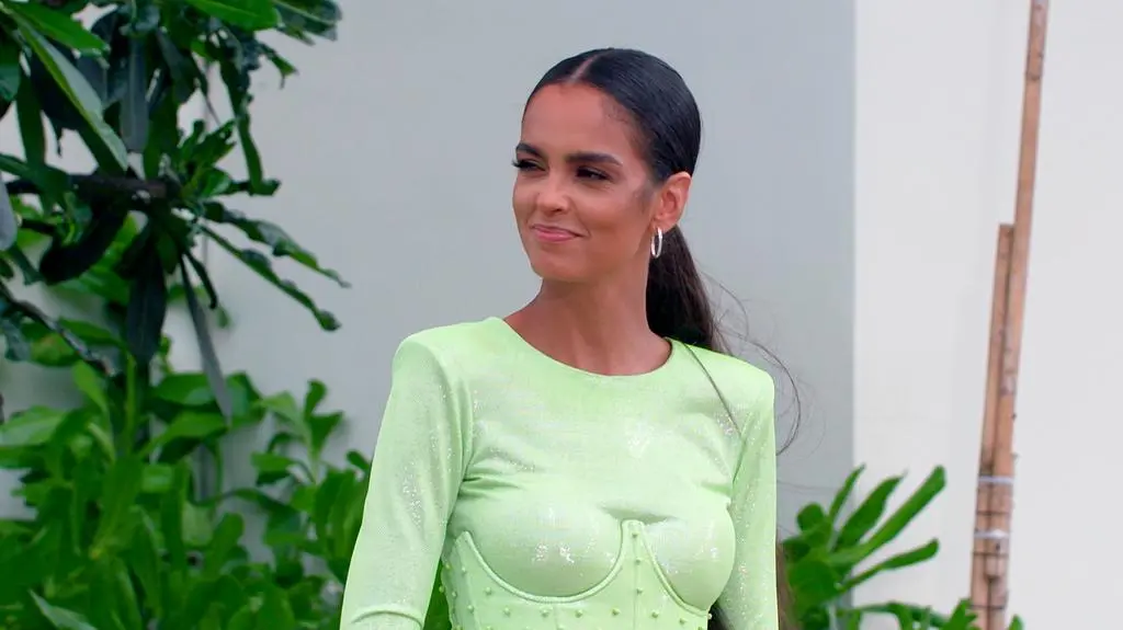 TVN7_MAX_PRORES_HOTEL_PARADISE_EXTRA_S09_ODC_45