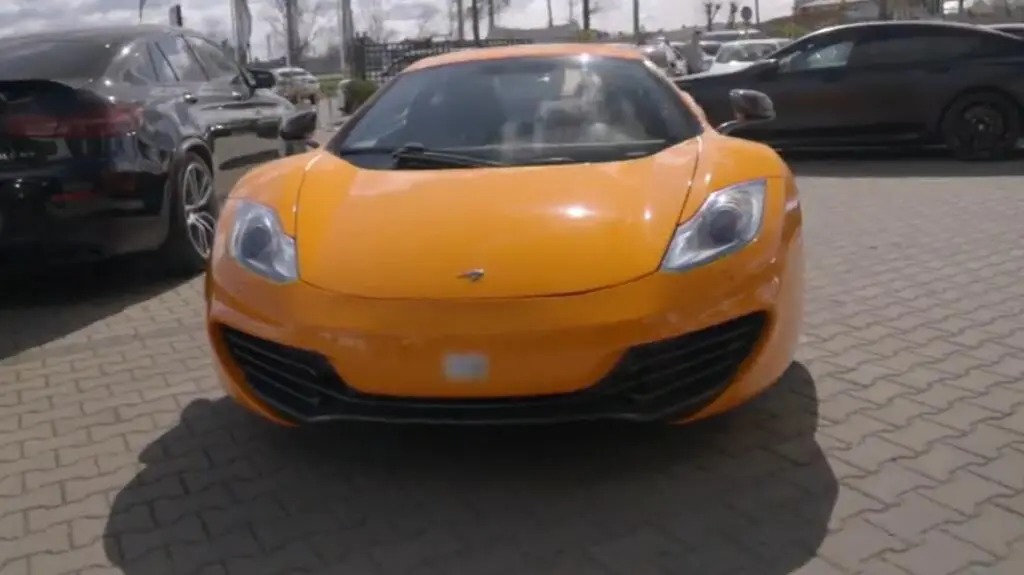 Mariusz i McLaren MP4-12C