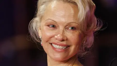 Pamelę Anderson odwiedził brat, a jej rodzice świętowali 55. rocznicę ślubu