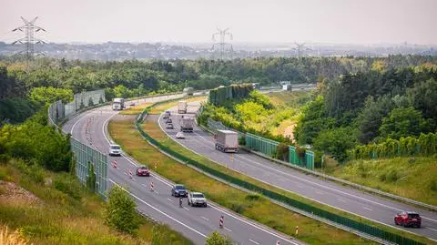 Nowe fotoradary i odcinkowe pomiary prędkości już działają. Kierowcy muszą uważać w całej Polsce
