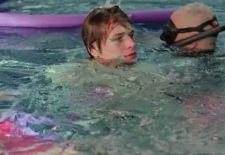 Grzegorz uważał, że ta sesja będzie prosta. Potem zaczął walkę z żywiołem Top Model PRZED EMISJĄ W TV