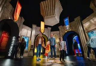 Harry Potter zaprasza na urodzinową zabawę. Te atrakcje czekają w Alvernia Planet