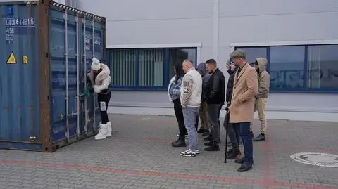 "Zakup w ciemno". Czy warto było walczyć o kontener morski? Sprawdź, ile sprzedała Marivo [PODSUMOWANIE]