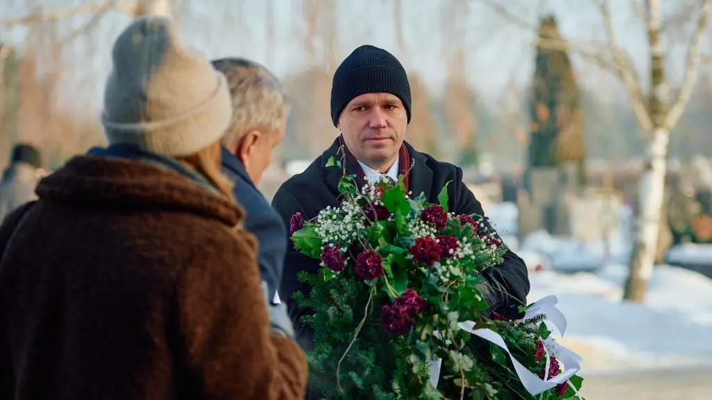 "Na Wspólnej", odc. 4203. Alan zrozpaczony po stracie rodziców