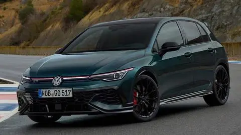 Volkswagen uspokaja fanów. Golf GTI i R jeszcze długo zostaną przy benzynie
