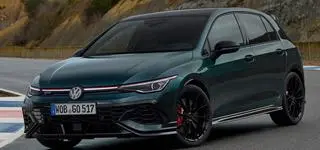 Volkswagen uspokaja fanów. Golf GTI i R jeszcze długo zostaną przy benzynie