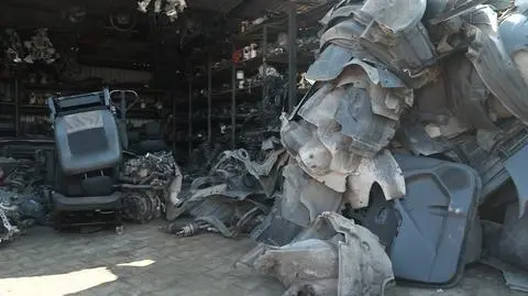Recykling plastików samochodowych – surowiec musi trafić do nowych aut