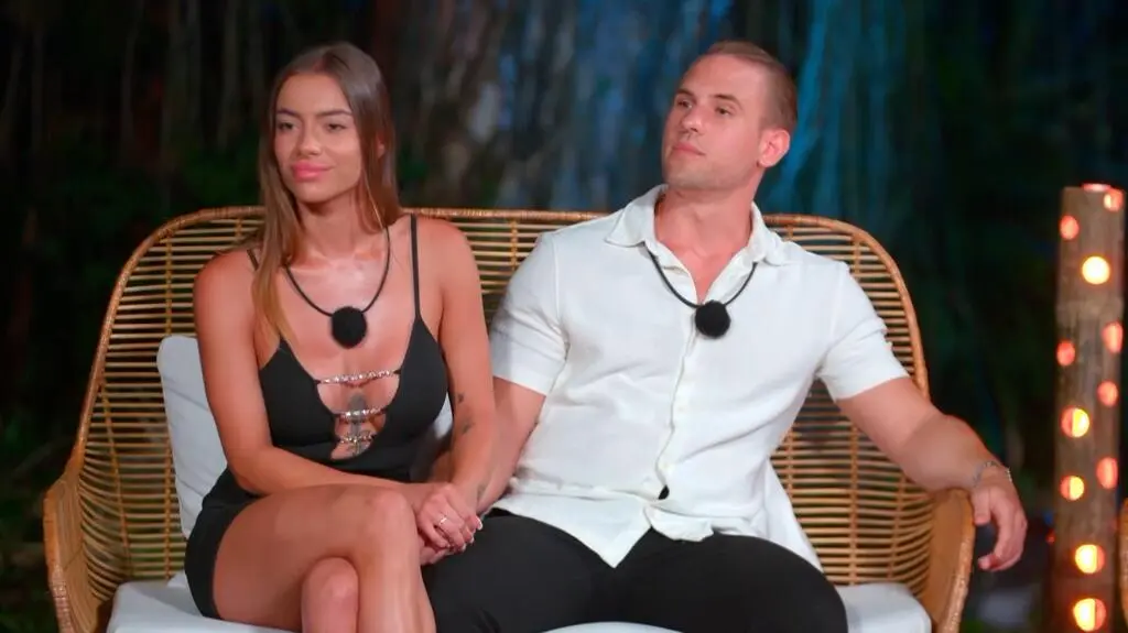 "Hotel Paradise 11". Julia i Michał