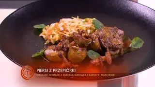 Piersi przepiórki, smażone ziemniaczki z kurkami i surówka