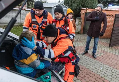 "Szpital św. Anny". 5-latek potrącony przez samochód! Marta i Tomek ruszą na ratunek [PRZED EMISJĄ W TV] 