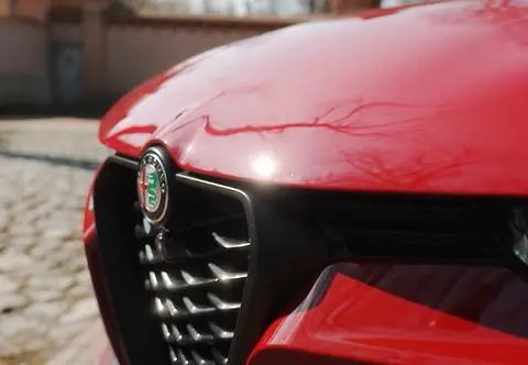 Alfa Romeo w wersji "Intensa" – co kryje się za tą nazwą?