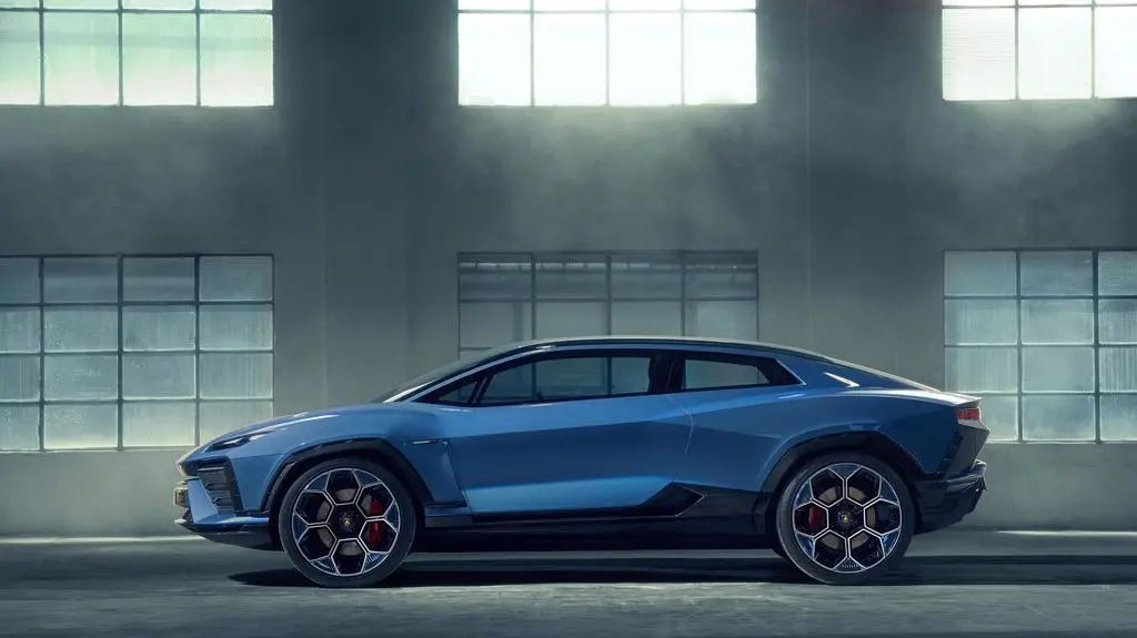 Lamborghini-Lanzador_Concept-2023-Side_Profile