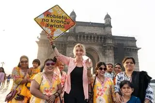 "Kobieta na krańcu świata", sezon 16., odcinek 1. Martyna Wojciechowska w Mumbaju