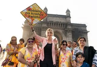 "Kobieta na krańcu świata" w Mumbaju. Spacer po plaży zaskoczy Martynę Wojciechowską