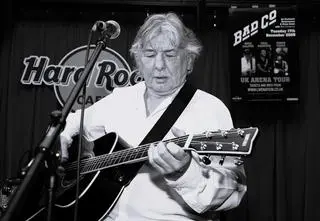 Nie żyje założyciel kultowego zespołu. Legendarny muzyk zmarł w wieku 81 lat