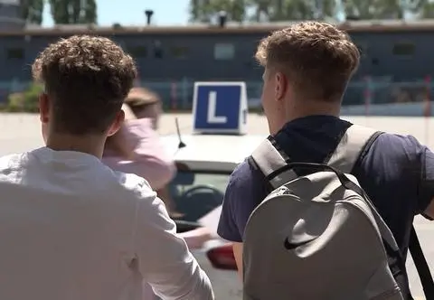 Koniec oblewania egzaminów na prawo jazdy za drobiazgi? 