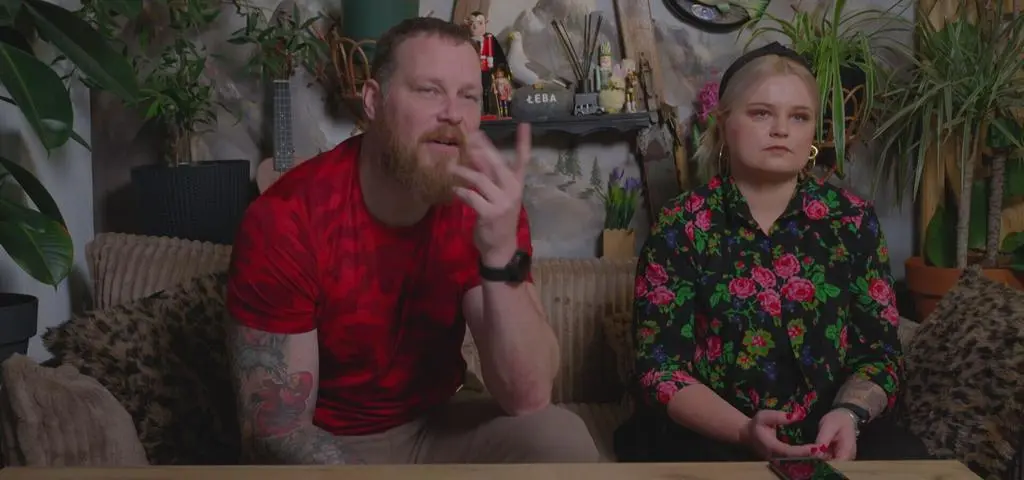 Bohaterowie "Gogglebox" bezlitośni dla Mai Rutkowski. "Brakuje jej własnej tożsamości" [TEGO NIE BĘDZIE W TV]
