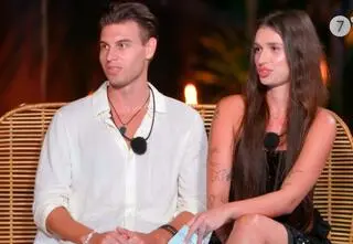 To pytanie pogrąży szanse Karoliny i Adriana na finał?! Bartek wyjawił prawdę [PRZED EMISJĄ W TV]