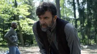 Niebo. Rok w piekle, odcinek 1