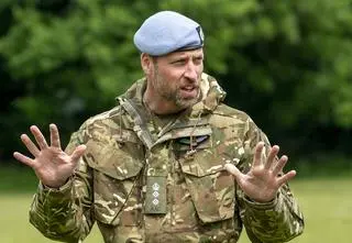 Książę William udaremnił przemyt narkotyków. O tej akcji było głośno!