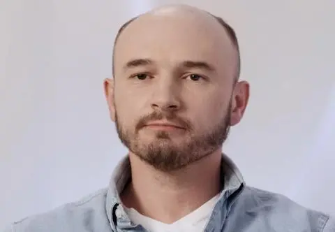 Bartek od lat ukrywa swój problem. Co wydarzy się w 4. odcinku "Anatomii piękna"? [PRZED EMISJĄ W TV]