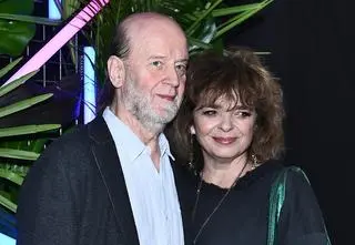 U boku trzeciego męża odnalazła szczęście. Katarzyna Grochola i Stanisław Bartosik są dziś nierozłączni