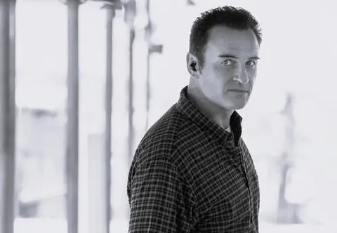 Nie żyje Julian McMahon. Gwiazdor "Fantastycznej czwórki" i "Czarodziejek" odszedł po długiej walce z chorobą