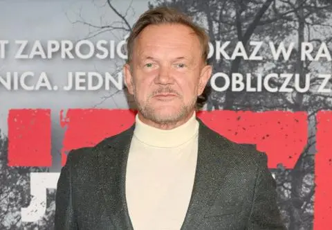 Cezary Pazura krytykuje współczesnych uczniów. Ma wyraźne zastrzeżenia. "To jest bardzo złudne"