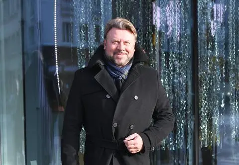 Nowy etap w życiu Michała Milowicza. Wraz z partnerką wprowadzili się do nowego domu