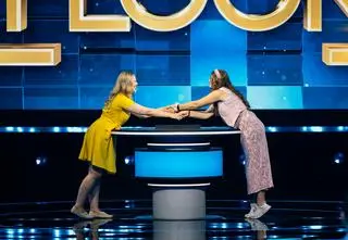 "The Floor". Uczestniczka miała wygrany pojedynek na wyciągnięcie ręki! Zobacz, dlaczego ostatecznie przegrała!