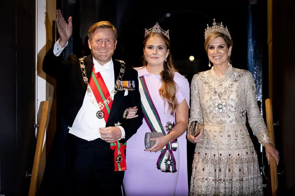 Księżniczka Amalia z rodziną