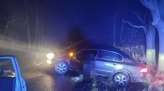 4 promile, zakaz sądowy i rów zamiast drogi. 39-latek z Legnicy znów w rękach policji