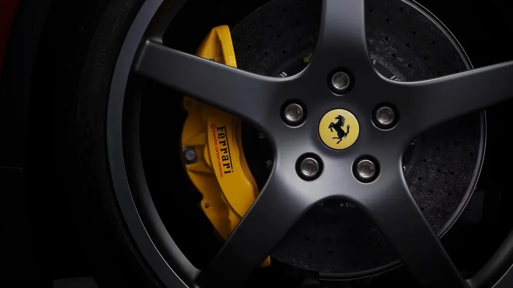 Ferrari-Luce-2027-5