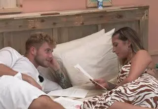 Zaskakujące wyznanie Karoliny o Karolu. Taki słów się nikt nie spodziewał [TEGO NIE BYŁO W TV]