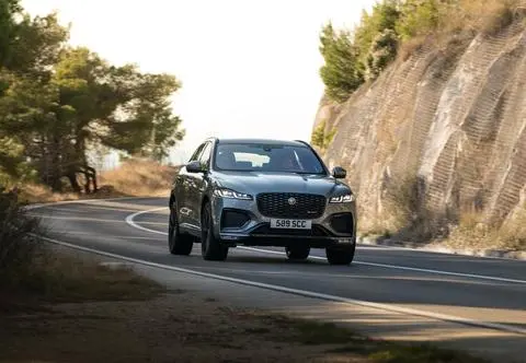 Jaguar wycofuje 5 modeli z rynku. Zostanie tylko jeden 