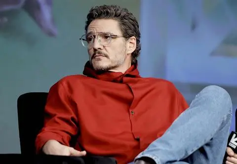 Pedro Pascal stracił matkę w tragicznych okolicznościach. Na jej cześć nosi imię i nazwisko