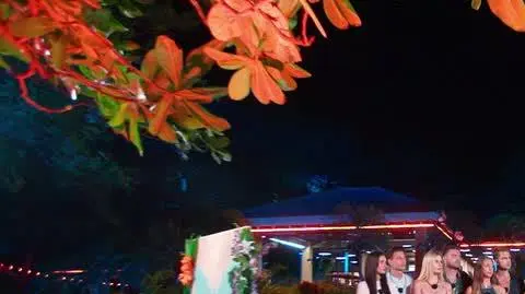 250418 Hotel Paradise s10 e30 www_Sub_04