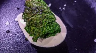 Gołąbki z boczkiem i jabłkiem