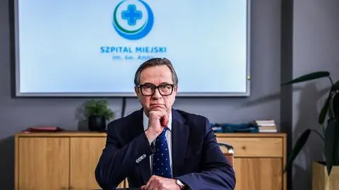 Zaskakujące decyzje, konflikty i osobiste tajemnice. Pamiętasz perypetie dyrektora Streckera z 3. sezonu "Szpitala św. Anny"?