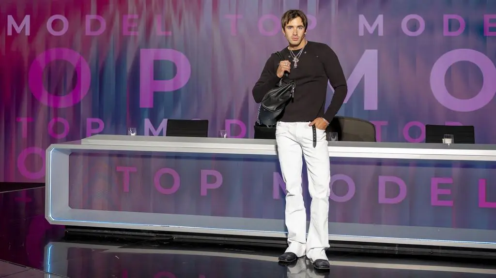 Miłosz Kulesza dołącza do 15. edycji "Top Model" w roli Social Buddy. Kim jest?